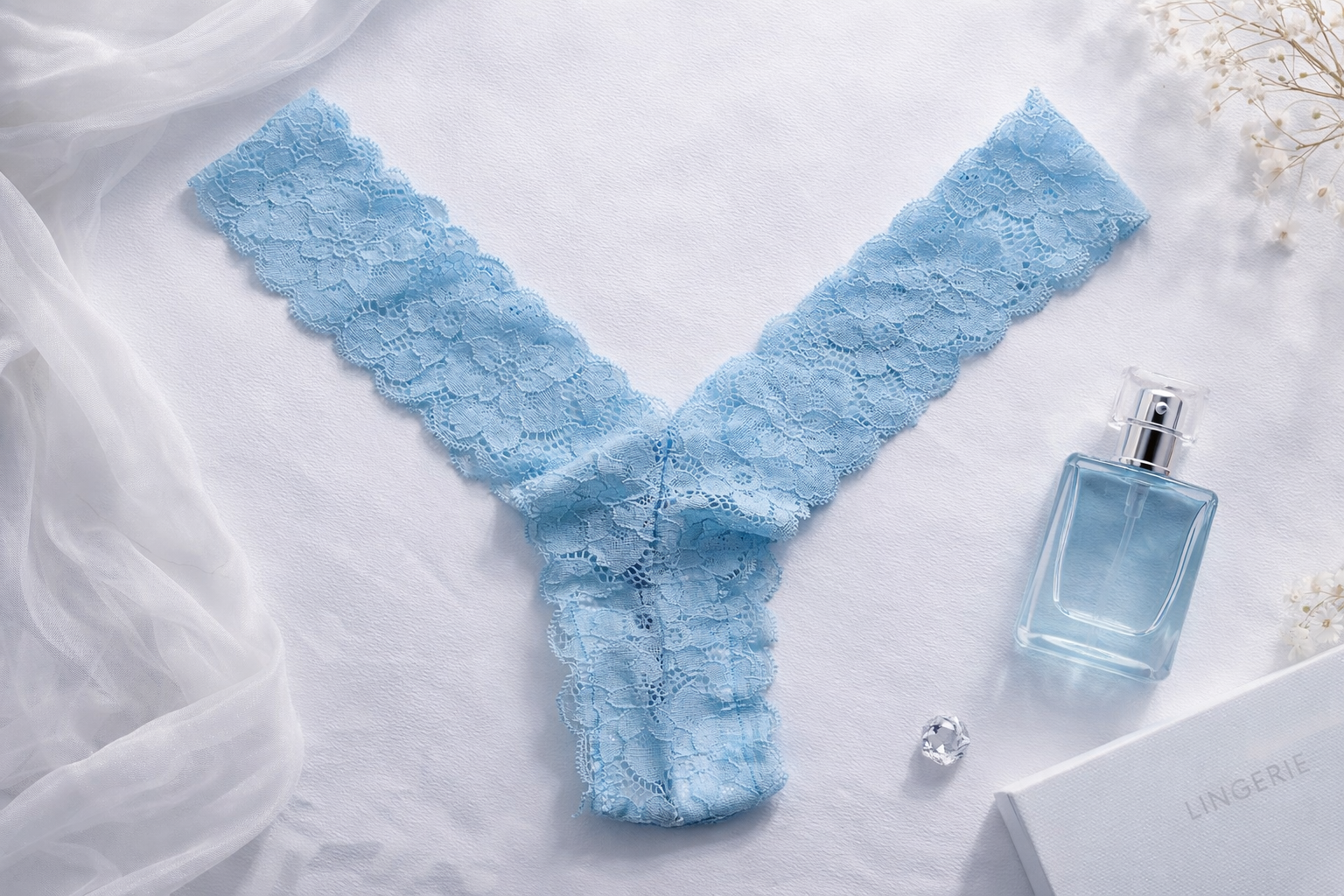 Tanga Brasileña en Guipur Natural Azul
